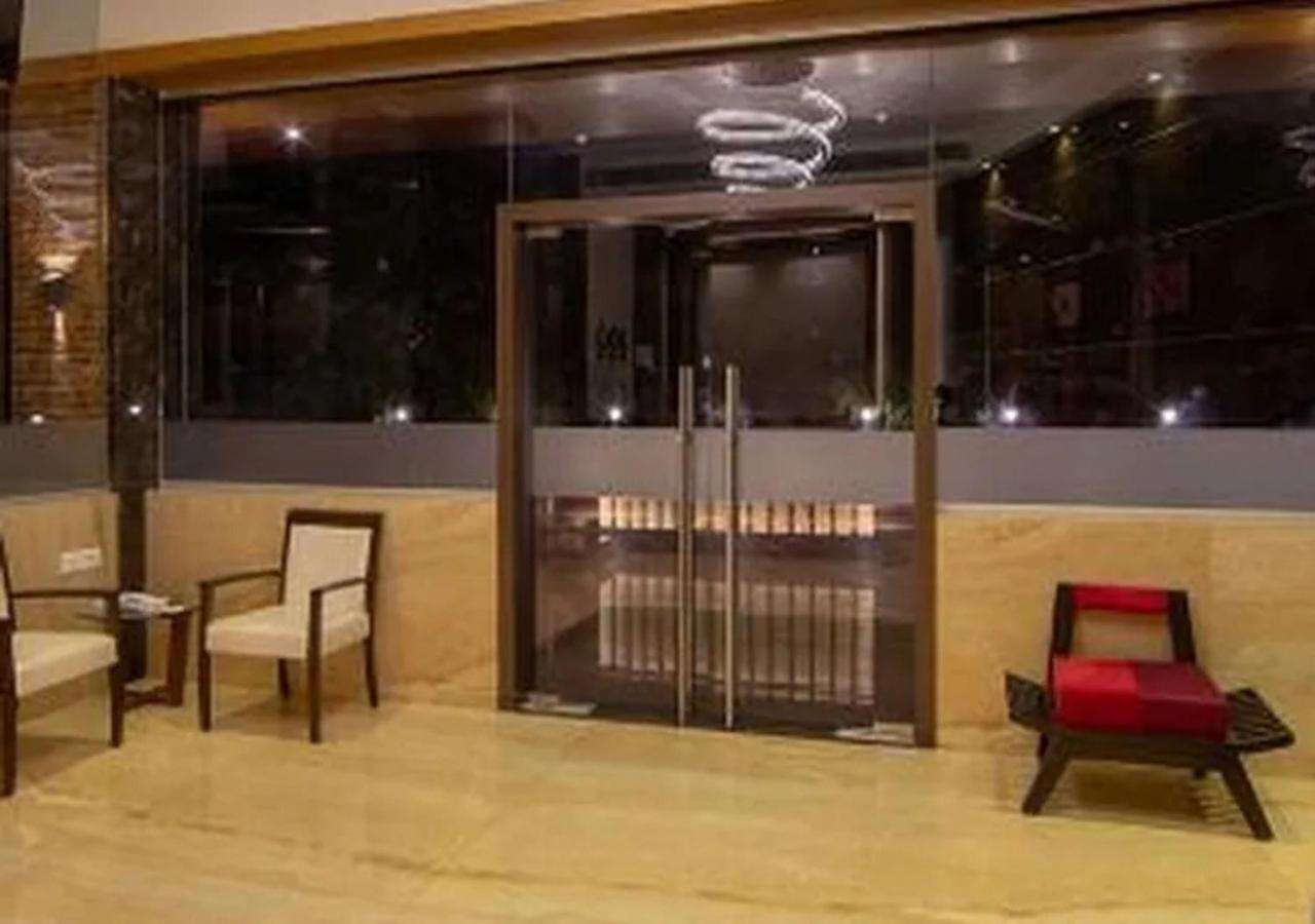 Hotel Laxvas Thane Exterior photo